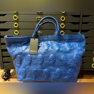 NWT IO Pelle Italia Mousse Blue Skull Embossed Women's Bag Weekender XL 21”x16”